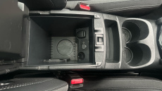 Nissan Qashqai 1.3 DiG-T N-Connecta 5dr Petrol Hatchback